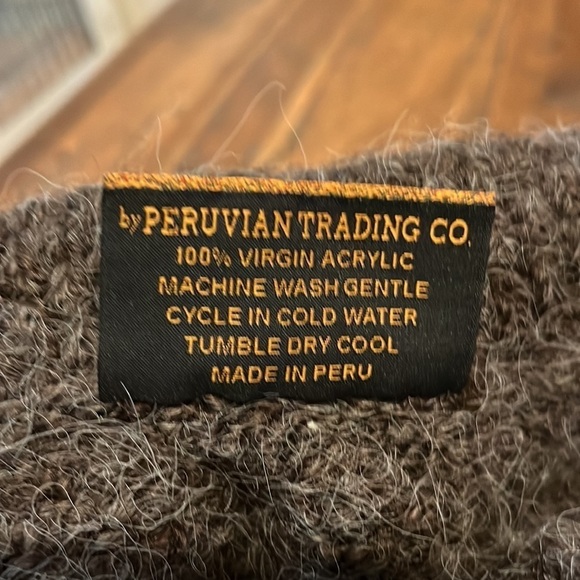 Peruvian Trading Company sweater - Picture 5 of 7